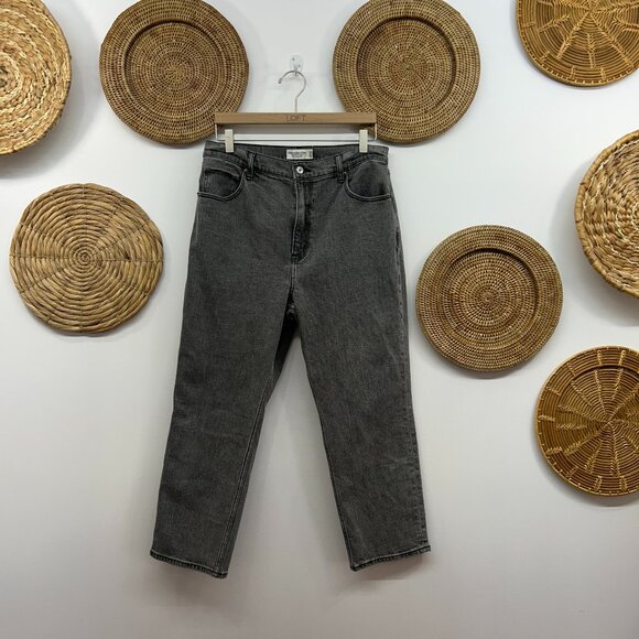 Abercrombie Faded Gray Ultra High Rise The Ankle Straight Leg Jean 31/12S SHORT - Picture 1 of 5